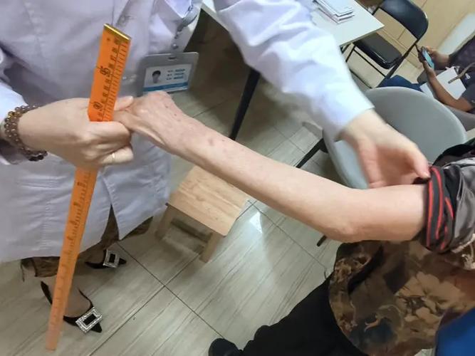 风湿或类风湿怎么样检查