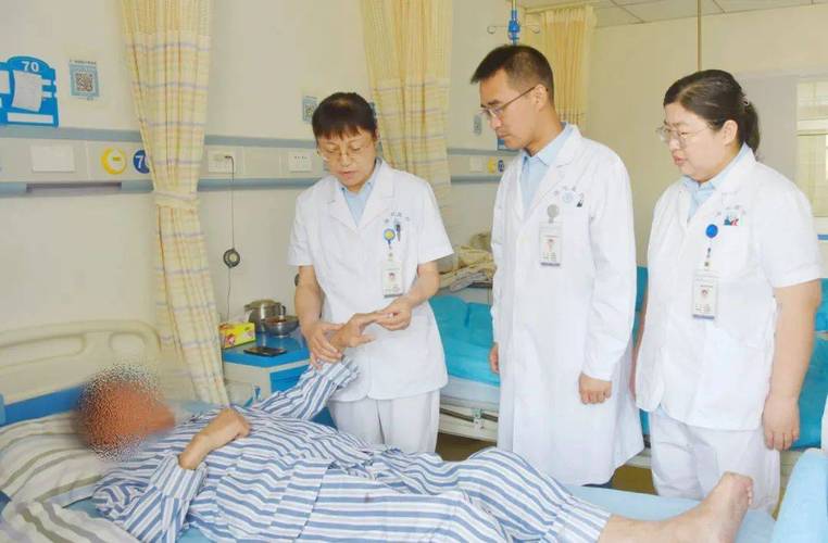 风湿骨病科和风湿免疫科