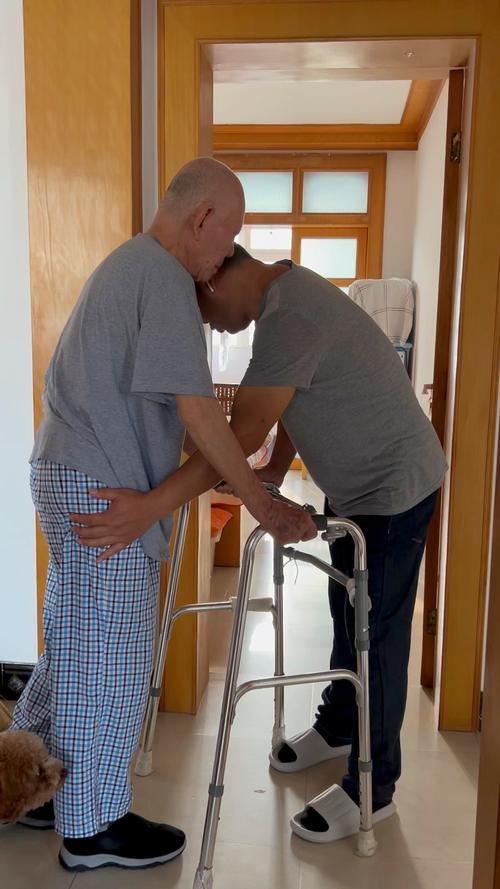 脑梗后遗走路越来越困难