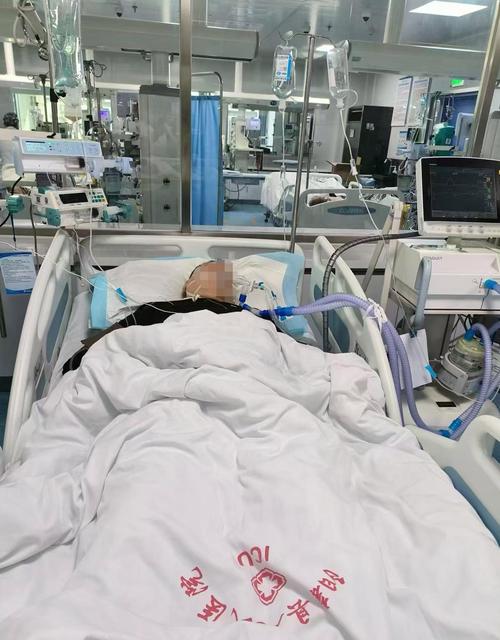 脑梗做了手术肺部感染