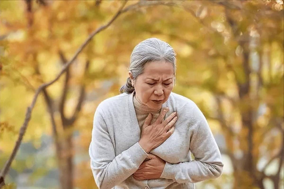 脑梗心梗老人气喘咳嗽