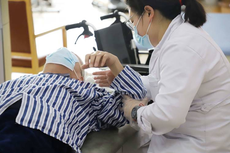 脑梗脑猝中做哪些检查