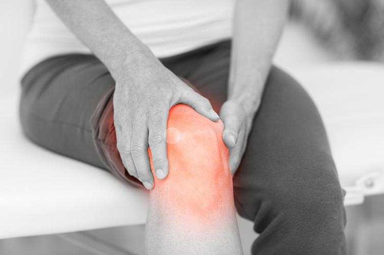 类风湿性关节炎膝盖疼