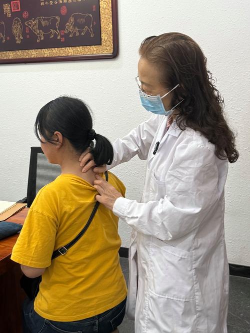 脑梗患者脑堵舌头后缀