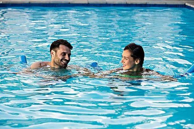 风湿性关节炎能否游泳