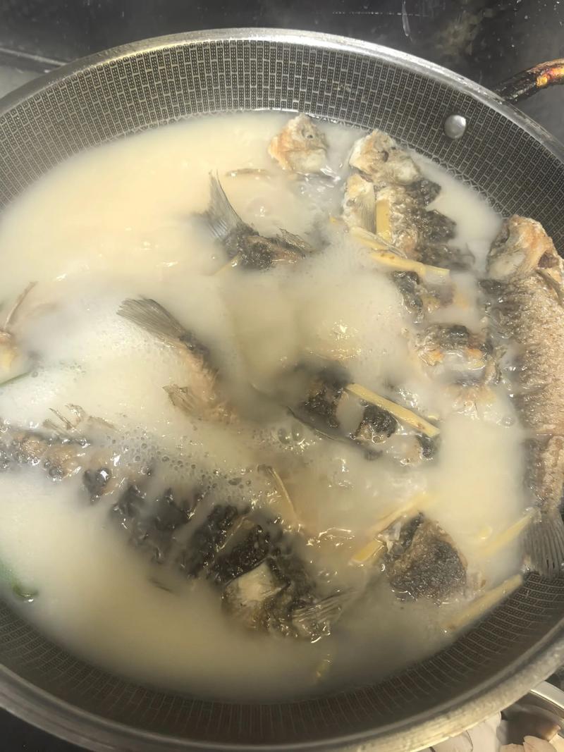 类风湿可以喝鲫鱼汤吗