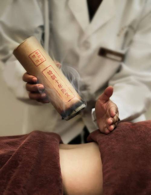 艾灸治疗内风湿关节炎