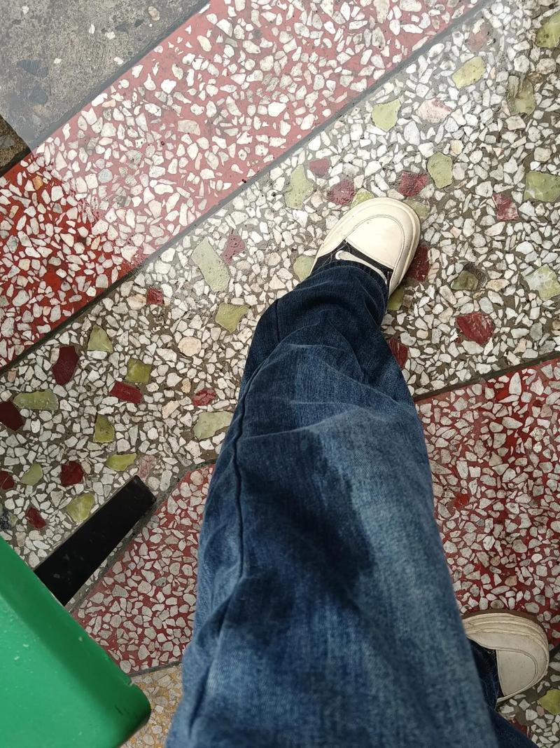 裤子被雨淋湿会风湿吗