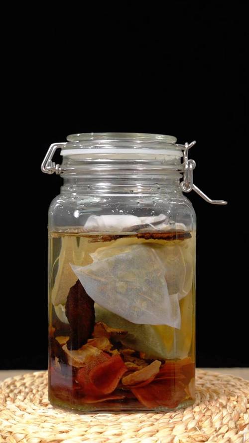 用什么药材泡酒治风湿