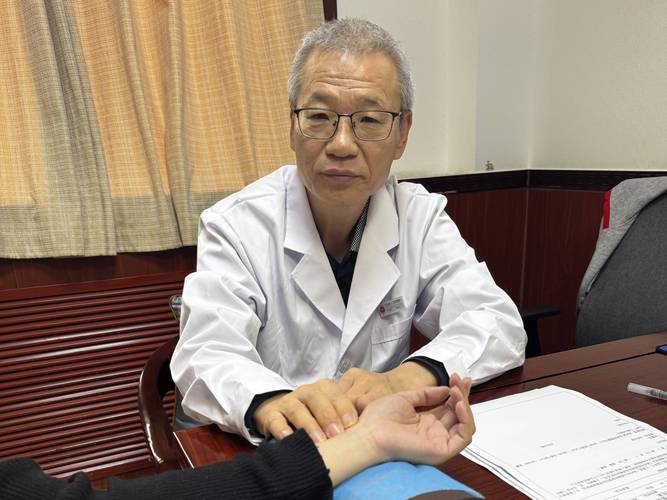 杭州看类风湿哪个医生